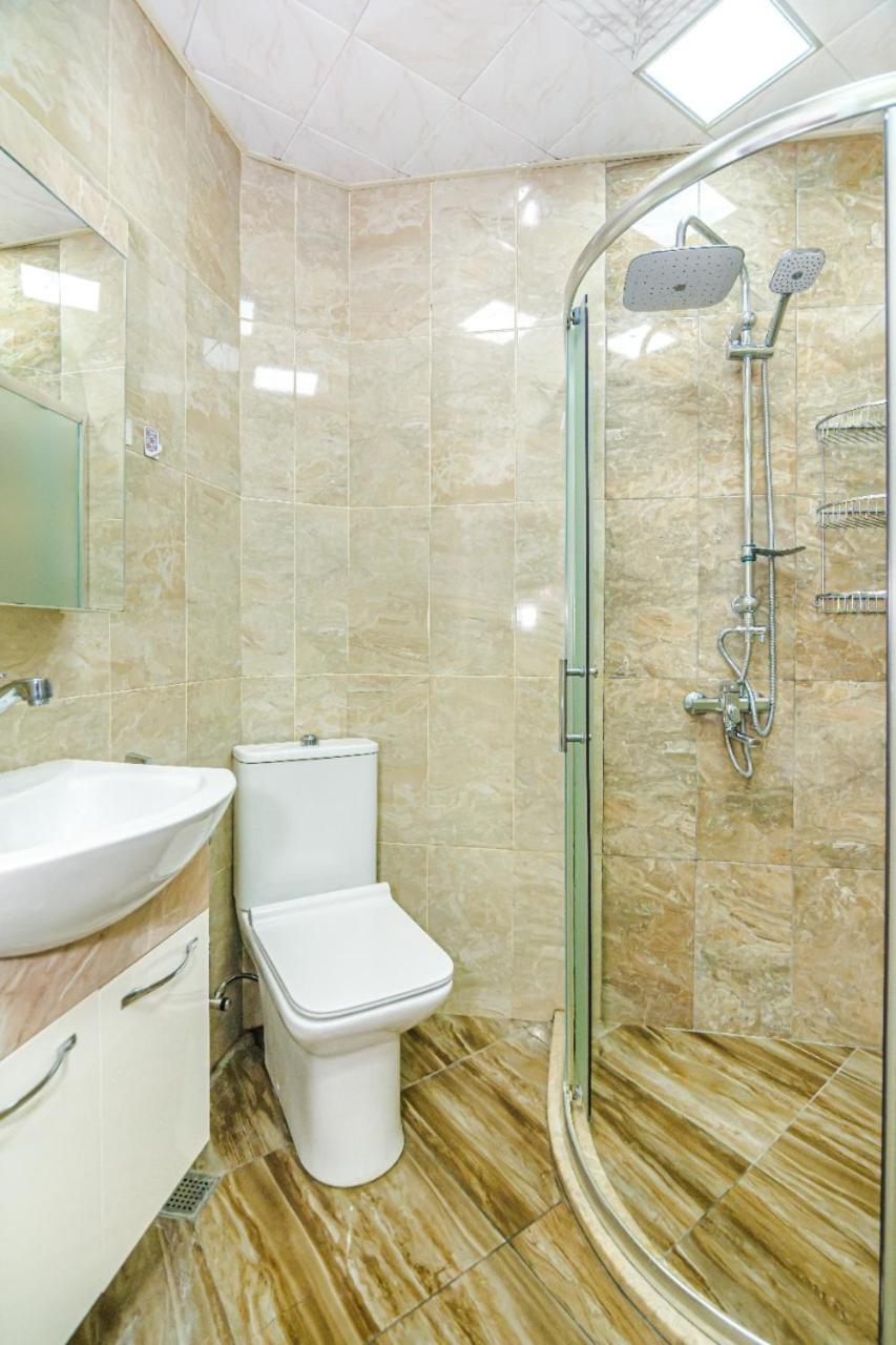 M Estate 1 Room Targovu Baku Eksteriør bilde