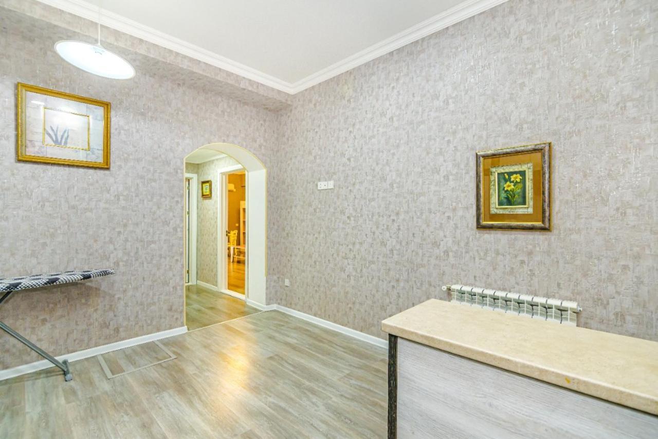M Estate 1 Room Targovu Baku Eksteriør bilde
