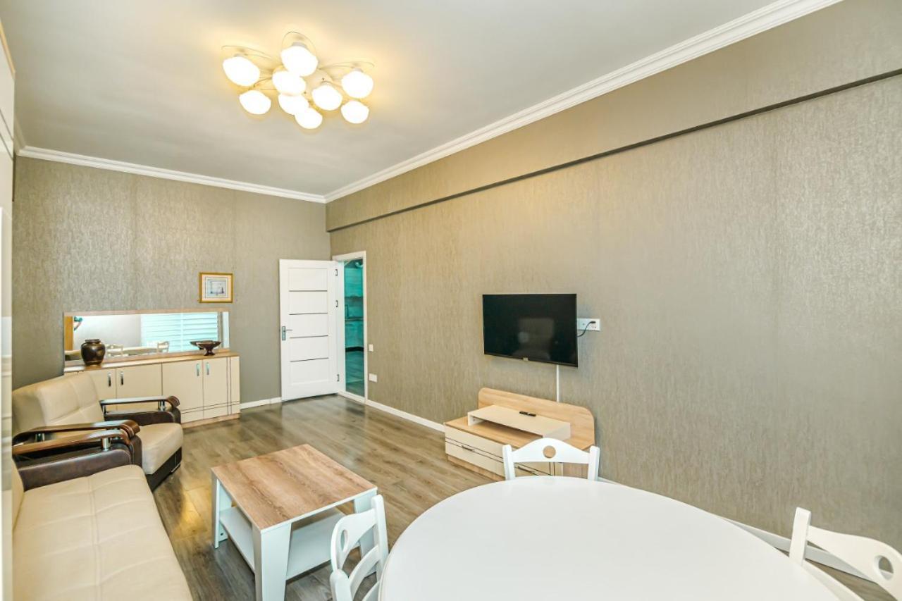 M Estate 1 Room Targovu Baku Eksteriør bilde
