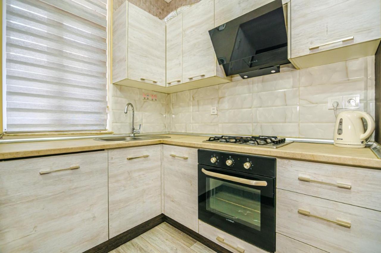 M Estate 1 Room Targovu Baku Eksteriør bilde