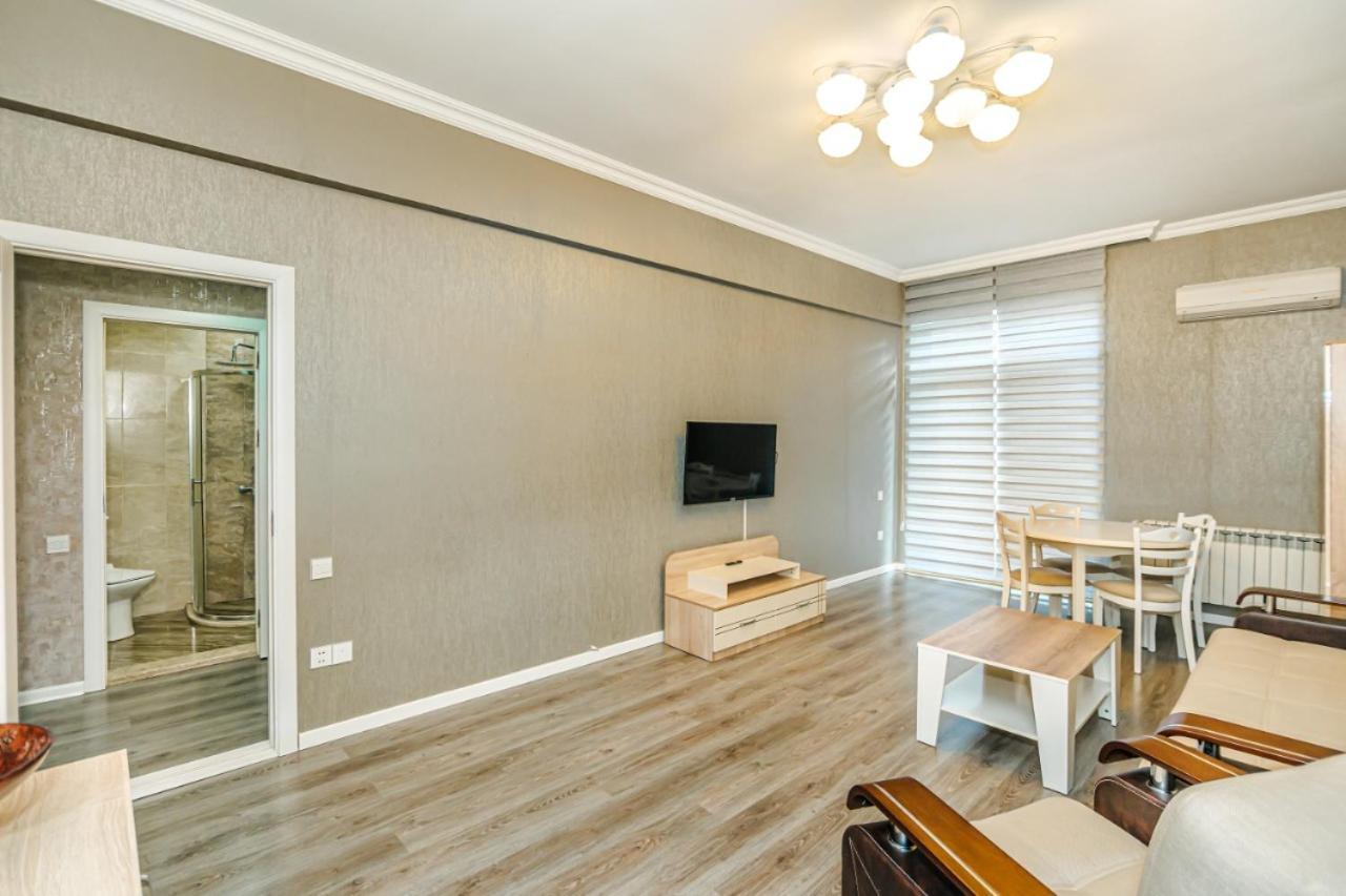 M Estate 1 Room Targovu Baku Eksteriør bilde
